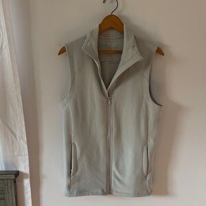 Athleta Pale Gray Sleeveless Zip-Up Vest